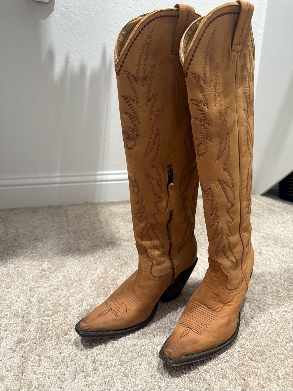 Idyllwind Tan Knee-High Western Heeled Boots
